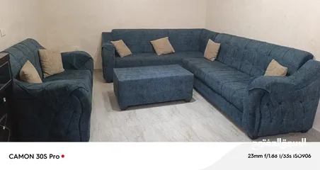  1 طقم كورنر 9مقاعد مستعمل مع طاوله وسط