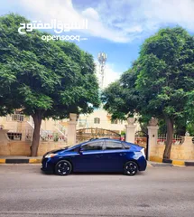  2 تويوتا بريوس