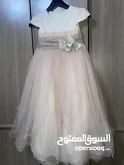  5 فساتين  سهرة مستعملة بحالة ممتازة و جديدة للبيع
