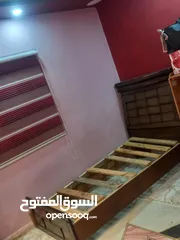  2 تخت عدد 2  لاتيه تفصيل  بحال الوكاله  للبيع بسعر مغري
