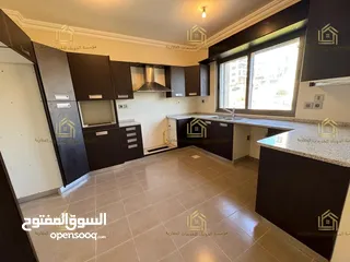  19 جديد لم يسكن - طريق المطار - 3نوم ماستر - 243م - بلكونتين بإطلالة فاخرة - منطقة فلل