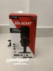  5 Hyperx solo cast microphone and stand