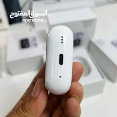  13 Airpods with screen