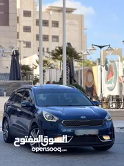  2 كيا نيرو هايبرد