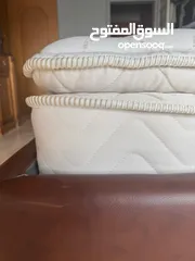  9 سرير كينغ سايز 180×200 مع لوح جلد  وطاولات جانبية + فرشة طبية King size bed for sale
