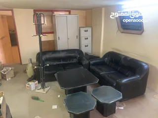  9 أثاث مكتبي