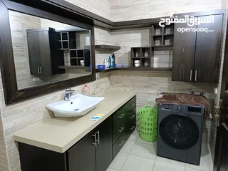  12 شقة للبيع طابق اول