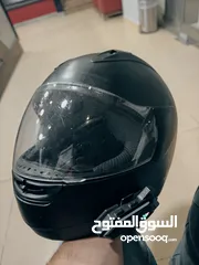  3 خوذة من نوع ZEUS