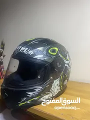  2 خوذه فل فيس مصنف ، مستعمل شبه جديد