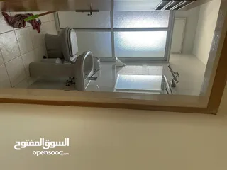  11 $650/month شقة مفروشة للإيجار في عين أم الشرايط شامل ماء وخدمات
