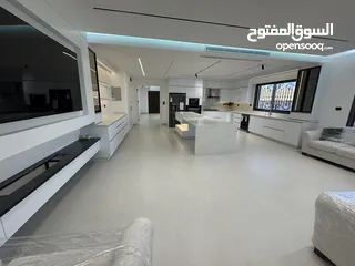  13 شقة مفروشة فاخرة بجاهزية كاملة للسكن – موقع مميز في رجم عميش