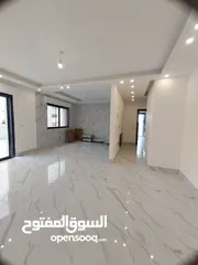  5 خلدا 170م مع ترأس واسع 120م بسعر مغري