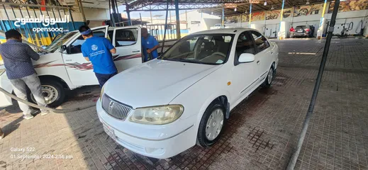  2 nissan sunny 2005 33.18.98.47