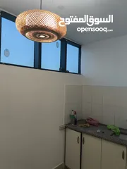  6 مكتب للايجار