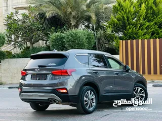  10 سانتافي 2018 فحص نخب