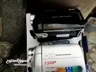  5 10 كاميرات سوني جداد بلكرتونه