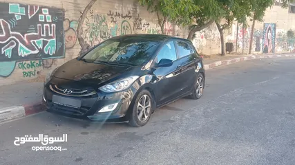  6 هيونداي i30 سنة 2016 اوتومات مع فتحة بانوراما....نخب