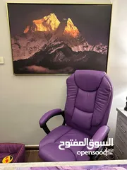  2 كرسي مكتبي جلد مريح جداا للجلسات الطويله جوده ومتانه الالوان بتحكي عن جمالها واقل سعر بالمملكه وتحدي