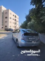  4 تويوتا بريوس 2014 بطاريه مغيره مركزيه