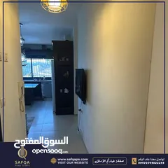  6 شقة شبه أرضية مع ساحة خارجية واطلالة للبيع في الارسال / عقار رقم : B1850