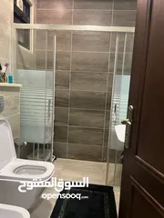  9 فاخرة مميزة ، حديقة مدخل خاص ..
