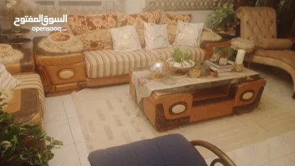  4 كنب وسفرة وفضية