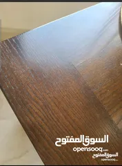  3 طاولات 3 قطع خشب بلوط بني غامق .. امريكي ..تم شرائها من اثاث اشلي ..