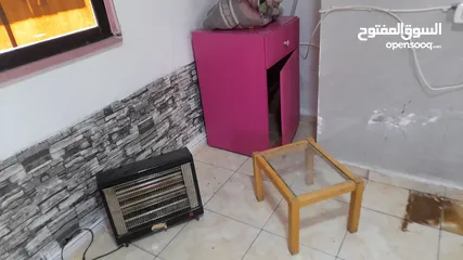  5 طقم كورنر للبيع مع أغراض أخرى تصلح للبيت او صالون سيدات البيع بداعي السفر
