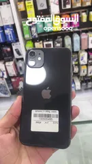  2 iPhone 11 256g  مكفول 10 ايام