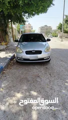 12 هونداي فيرنا 2006 مع كامل الإضافات الداخلية (شاشة، كاميرا، بلوتوث،)  باقي المواصفات في الوصف...