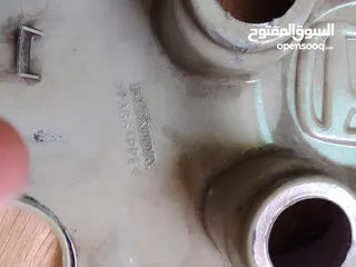  4 طاسات هوندا اكورد اصلية بحالة متوسطة