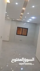  4 شقة لقطة للبيع