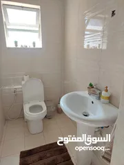  3 شقة مميزة للبيع في مرج الحمام بالقرب من دوار البكري المساحة 138م  من المالك مباشرة