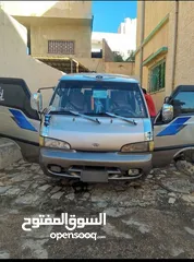  3 باص h100 للبيع موديل 2001