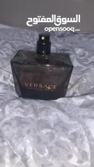  5 عطر Versace اصلي للبيع سعر الجديد منه 120 مستعمل منه فقط حدود ال 10 رشات فقط و للبيت فقط ب 40 دينار