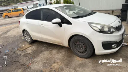  3 كيا برايد 2015