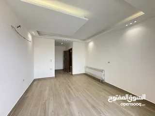  22 شقة بتشطيبات مميزه طابق ارضي مساحة 240م باجمل منطاق خلدا (مشروع 107)