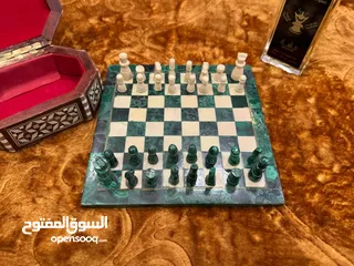  2 شطرنج من الملكيت والالباستر
