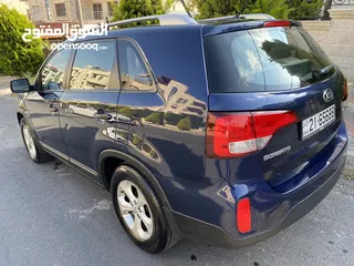  5 كيا سورنتو مالك واحد من الشركه فحص كامل كارت ابيض 2WD