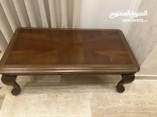  1 طاولة وسط مع طربيزات +كونسر