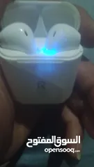  2 سماعات اصلي للبيع