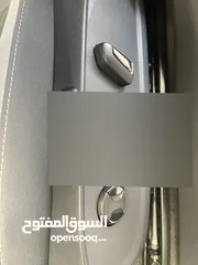  10 ID 4 CROZZ PRO 2024 صنف بيانو بلاك مع فتحة متحركة مع كفالة 6 سنوات ID4
