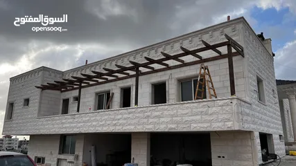  16 أسقف قرميد أوروبيه فاخره تضيف لبيتك حمايه مضمونه اناقة استثنائيه عزل حراري ألوان عصريه تشطيب احترافي