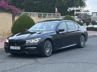  9 BMW 750i 2016