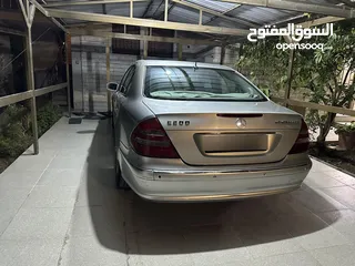  9 مرسيدس E200 فئه افينتجارد موديل 2003