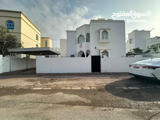  1 فيلا راقيه بموقع مميز بالغبره الشماليه صوب 18 نوفمبر luxury villa in north ghubrah near 18 novmber