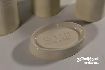  4 طقم اكسسوارت حمام لون بيج 4 قطع