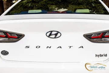  2 Hyundai Sonata 2018 Limited   السيارة وارد الشركة و لا تحتاج الى صيانة