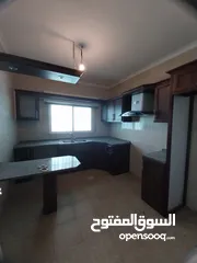  5 في ارقى مناطق خلدا 90م وتراس 80م