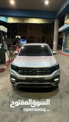  3 Vw    T cros